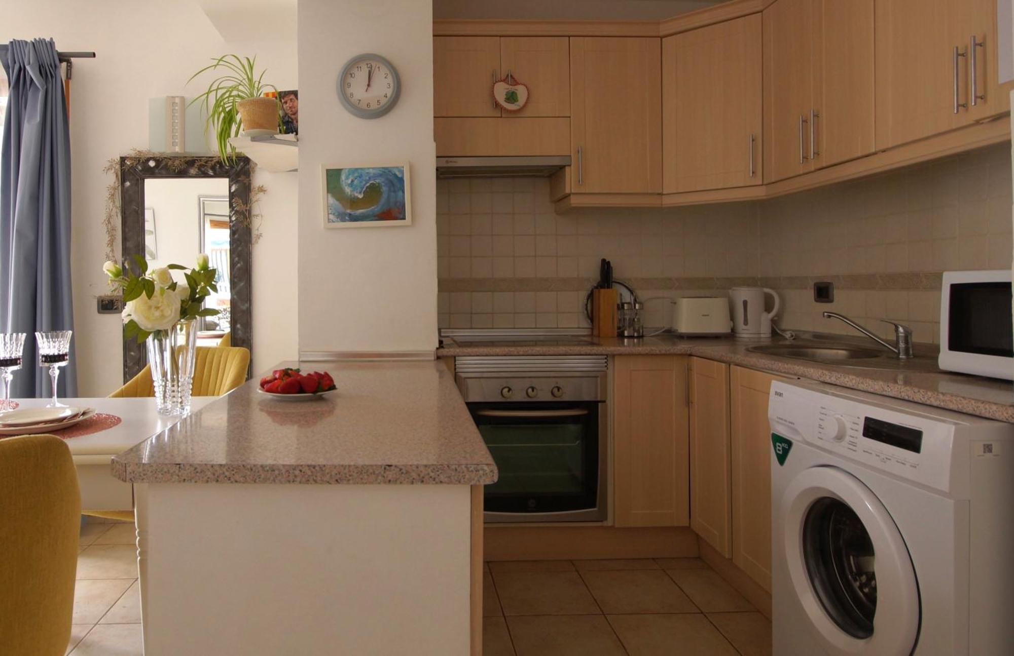 Mi dulce аpartamento con gratis Wi-Fi, con piscina en Los Cristianos Los Cristianos  Esterno foto