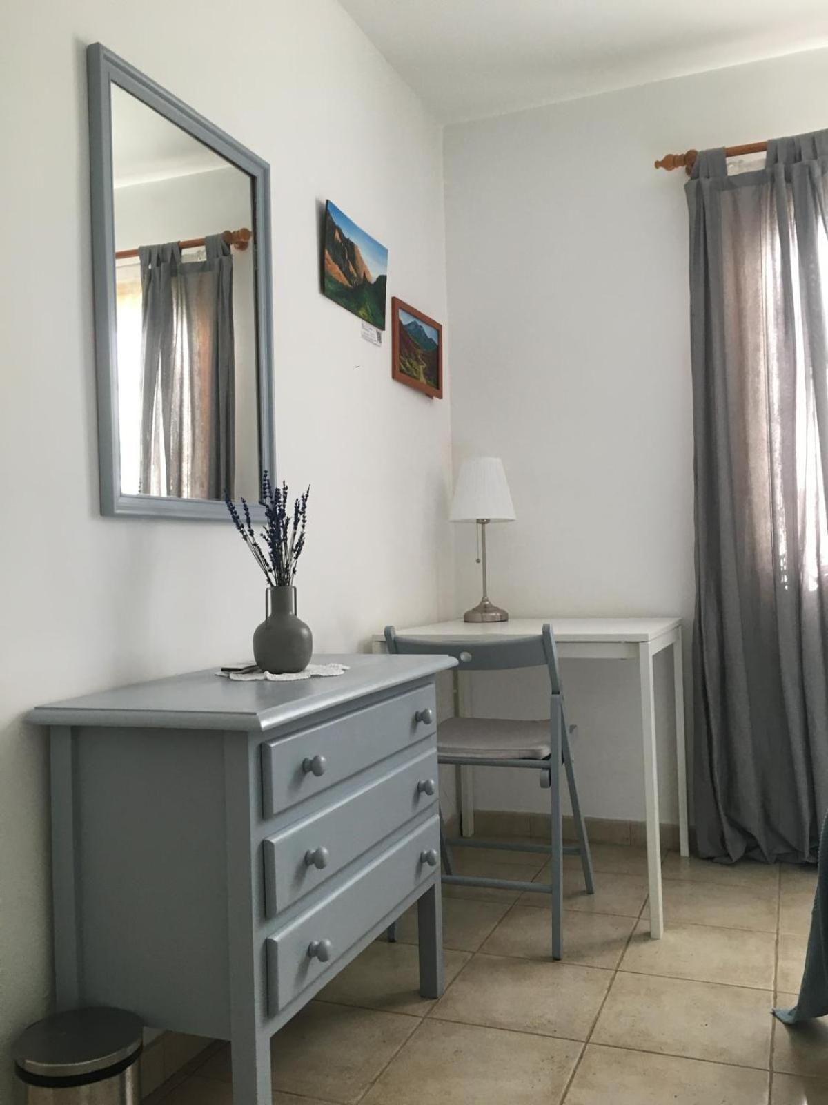 Mi dulce аpartamento con gratis Wi-Fi, con piscina en Los Cristianos Los Cristianos  Esterno foto